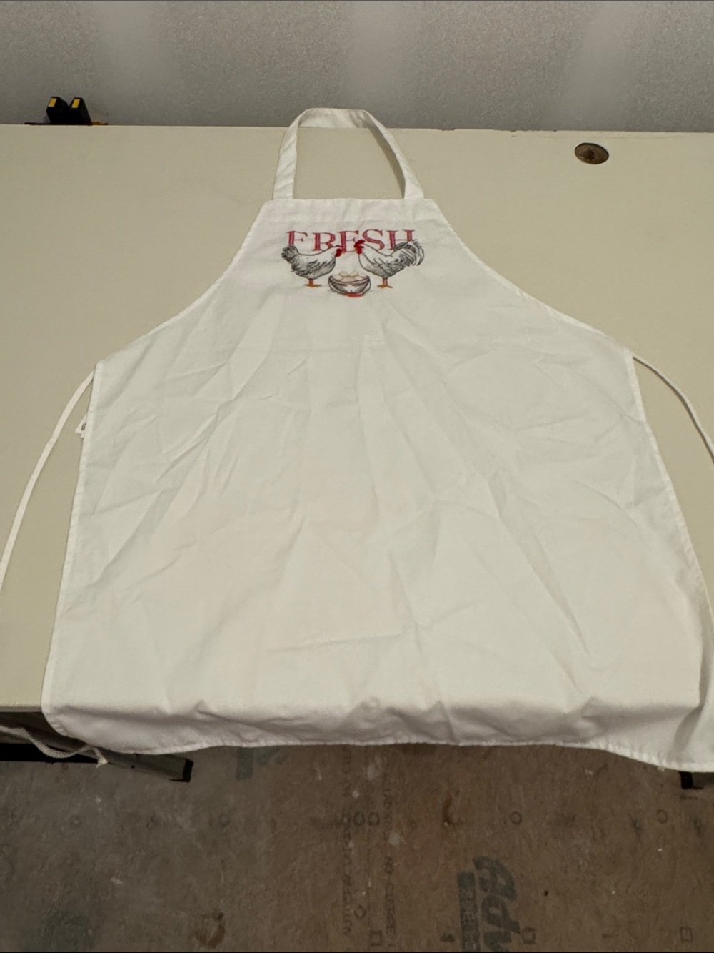 White Kitchen Apron with 'FRESH' Hen Design